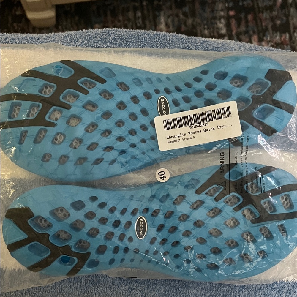 Saucony Aqua Mesh Shoes with Black and Red Details